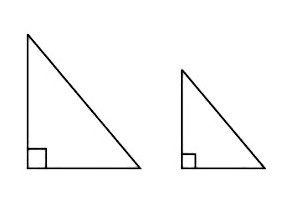 første tegn på ligestilling af trekanter
