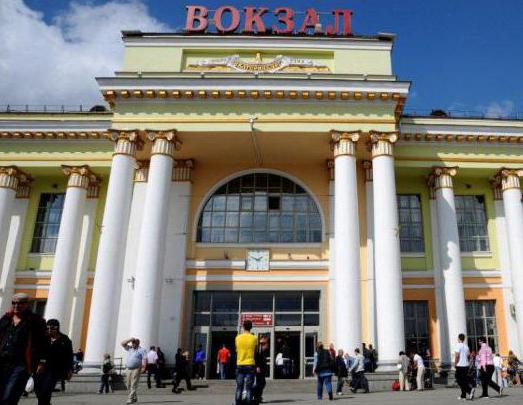 Stationer i Ekaterinburg: adresser, retninger